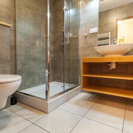 Apartment Pod Reglami *