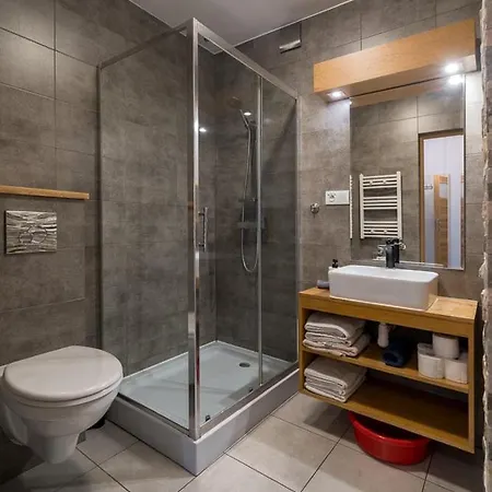 Apartment Pod Reglami