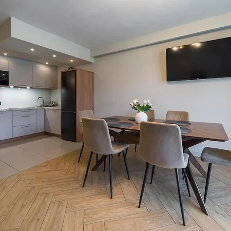Apartment Pod Reglami